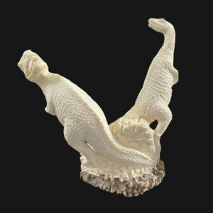 65429-004 Dinos Antler Carving